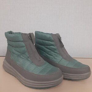 Cobb Hill Women's 7M Teal Gray insulated Ankle Waterproof Rain Boots